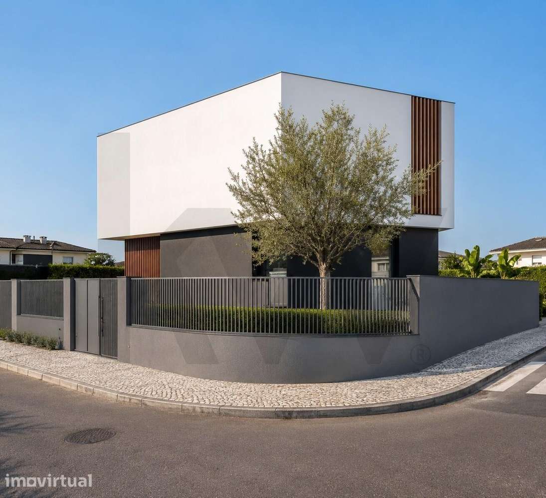 Terreno urbano com 302m2, com projecto para construção de moradia isol - Grande imagem: 2/7