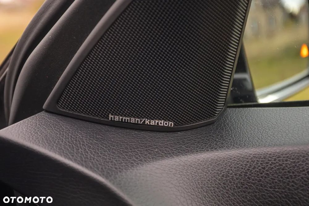 Mercedes-Benz Klasa C 350 CDI BlueEff Avantgarde - 25