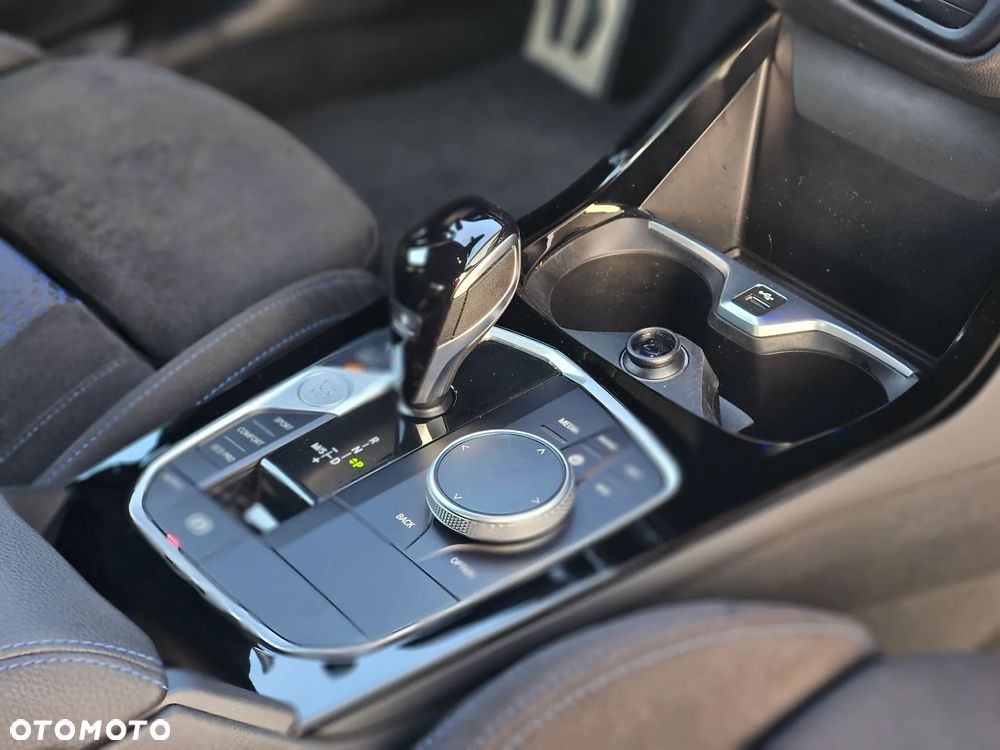 BMW Seria 2 220i M Sport - 24