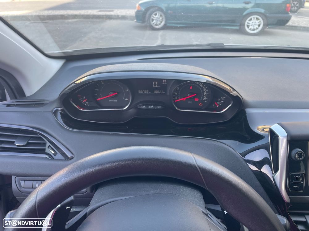 Peugeot 208 1.4 HDi Access - 5
