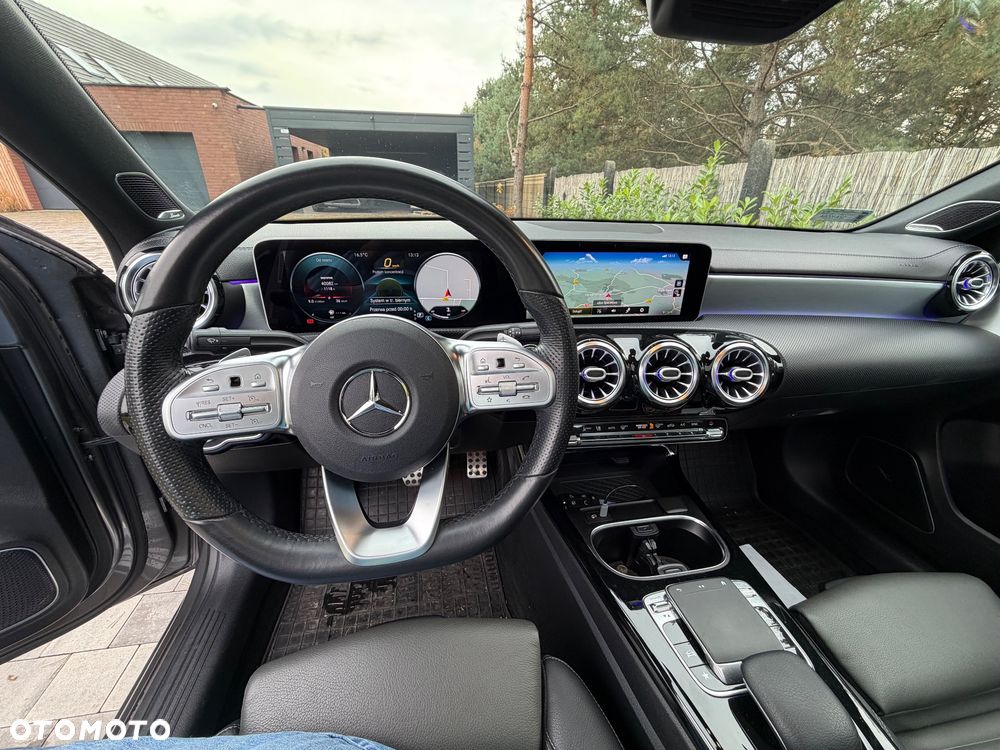 Mercedes-Benz Klasa A 220 4-Matic AMG Line 7G-DCT - 8