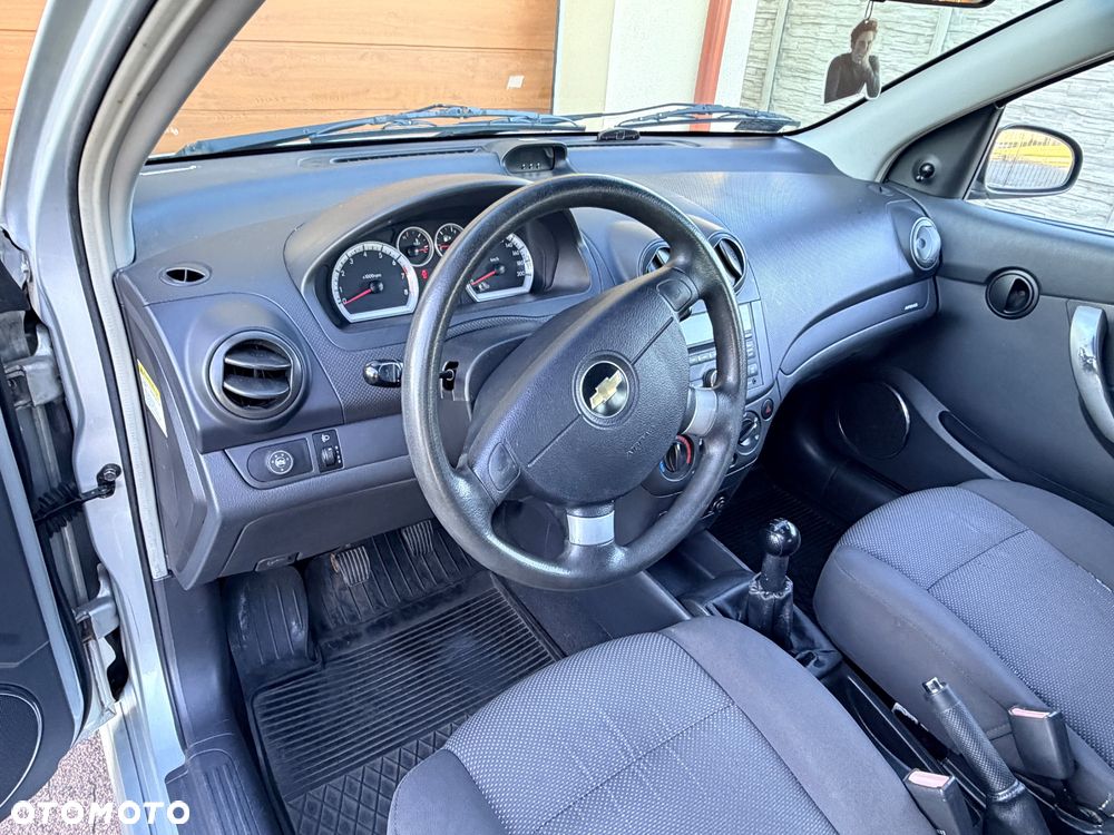 Chevrolet Aveo 1.2 Cool - 36