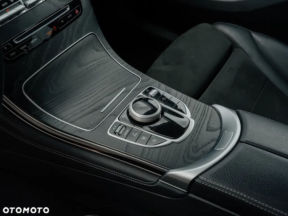 Mercedes-Benz GLC - 11