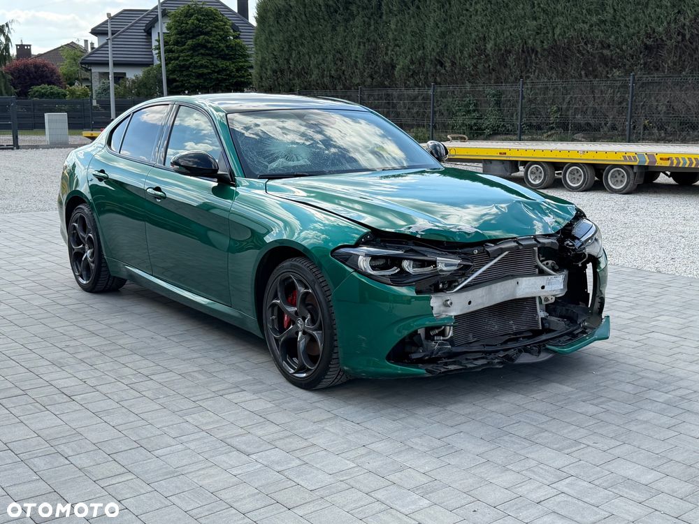 Alfa Romeo Giulia 2.0 Turbo Tributo Italiano Q4 - 2
