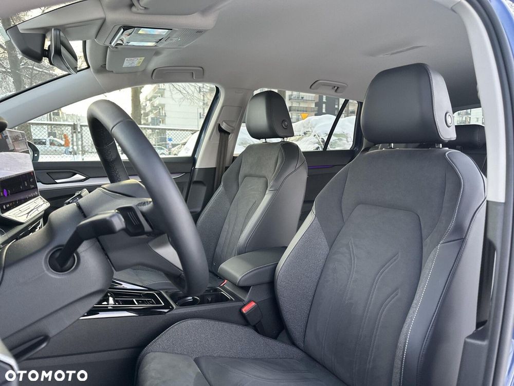 Volkswagen Golf - 11