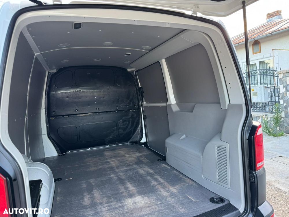 Volkswagen Transporter - 13