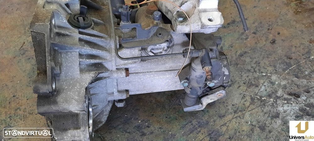 CAIXA VELOCIDADES VOLKSWAGEN GOLF IV 2001 -02K301107L - 7