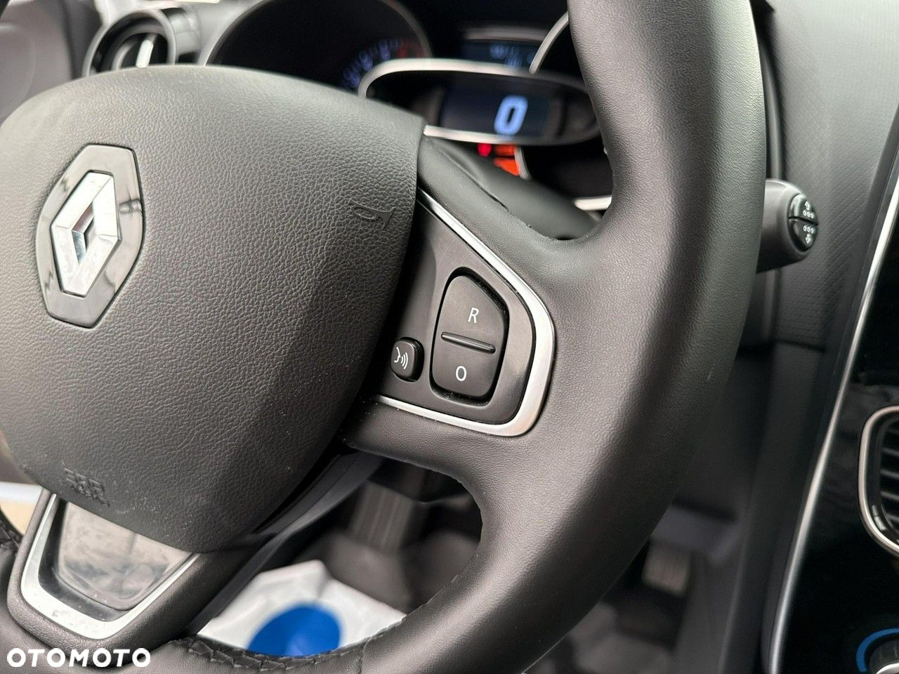 Renault Clio - 27