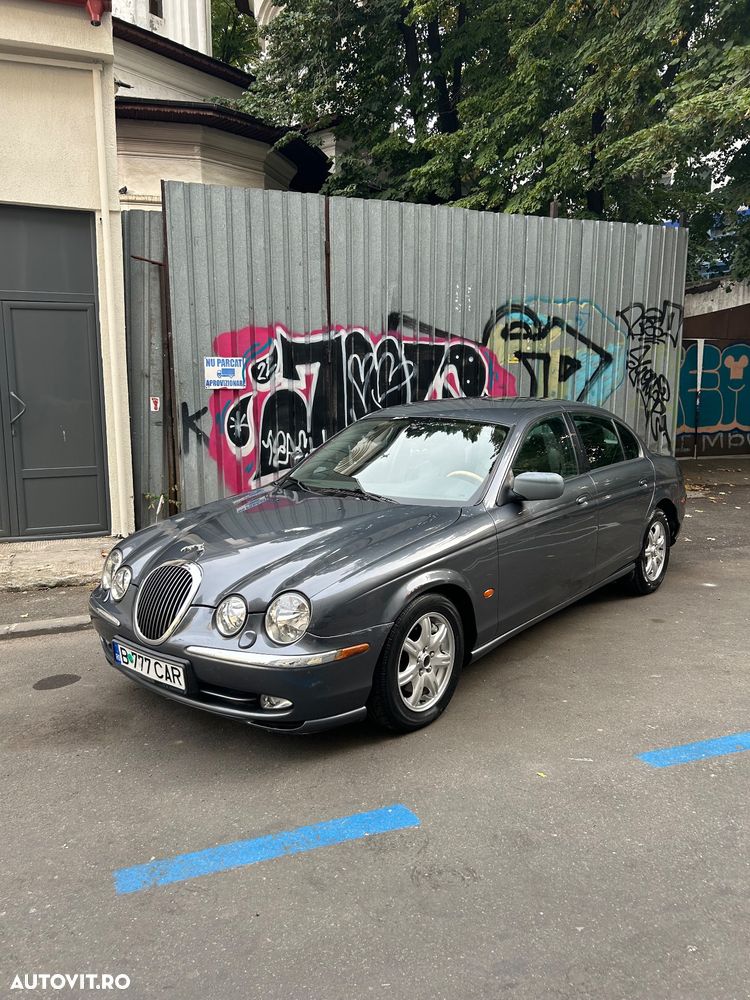 Jaguar S-Type - 4