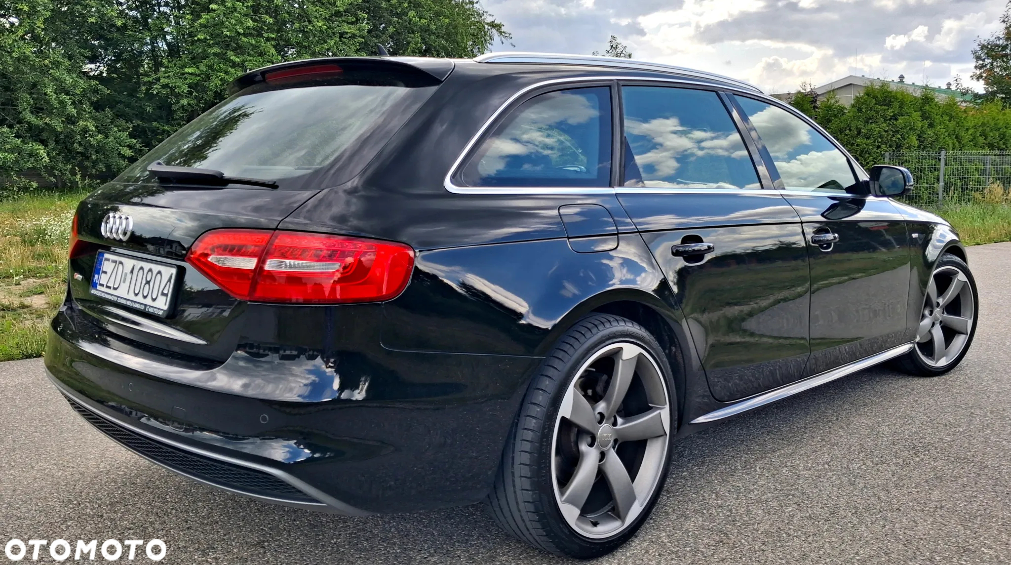 Audi A4 Avant 2.0 TDI DPF clean diesel S line Sportpaket - 12