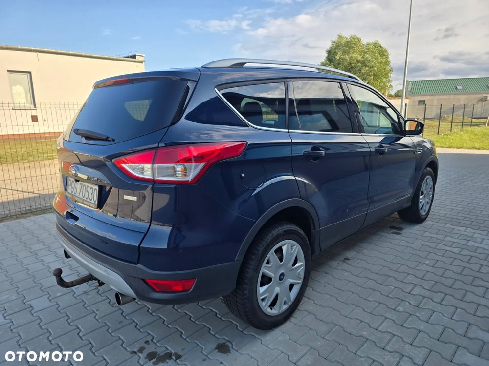 Ford Kuga 1.5 EcoBoost 2x4 Titanium - 6