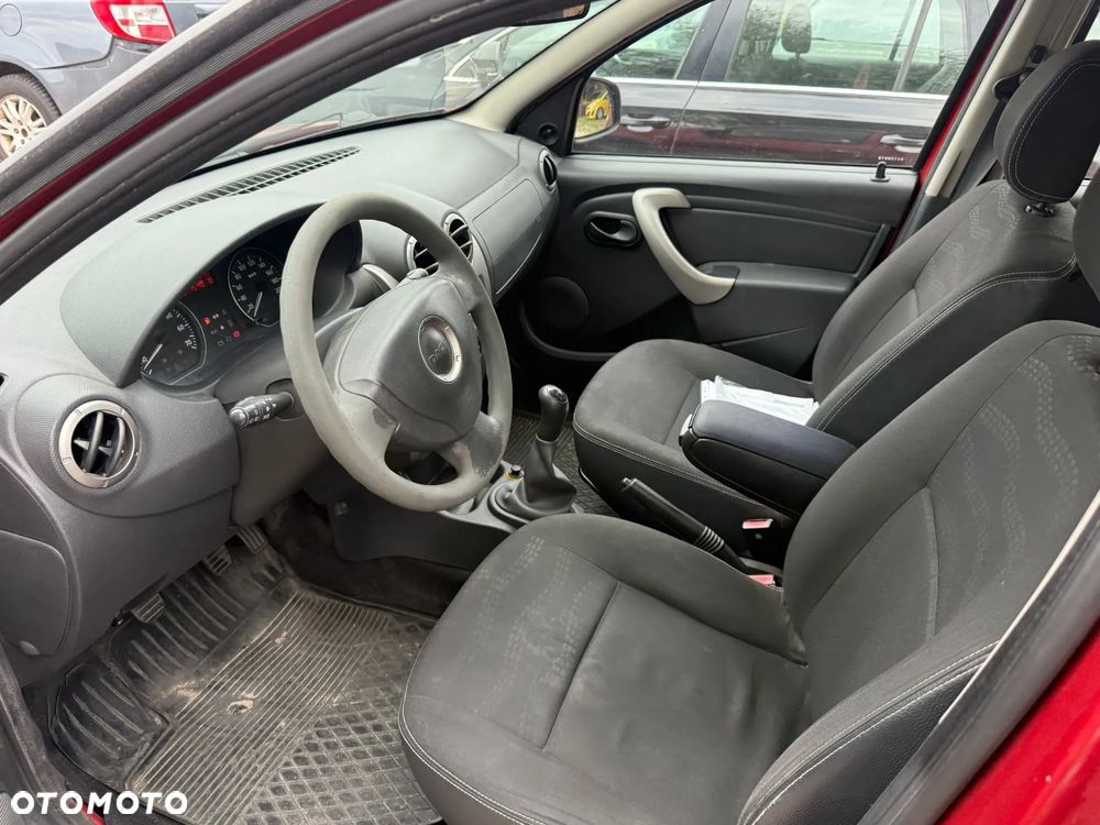 Dacia Sandero Stepway 1.5 dCi - 10