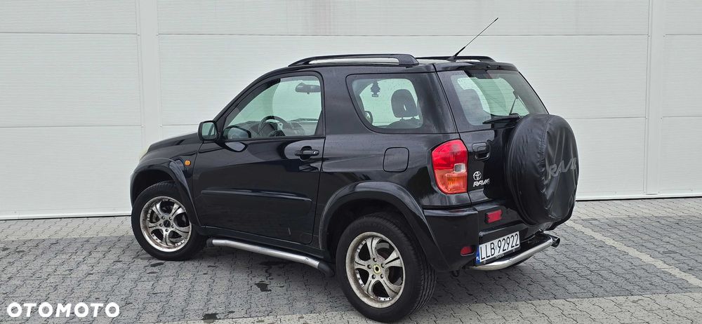 Toyota RAV4 - 6