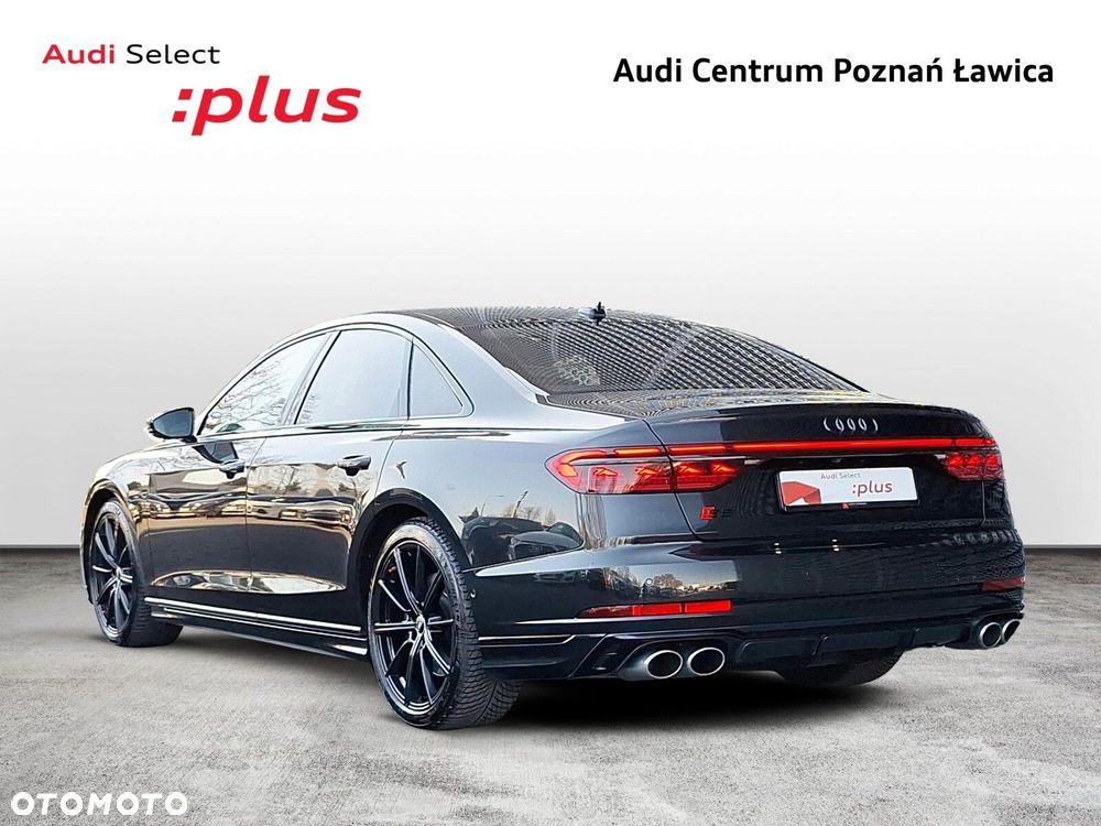 Audi S8 - 5