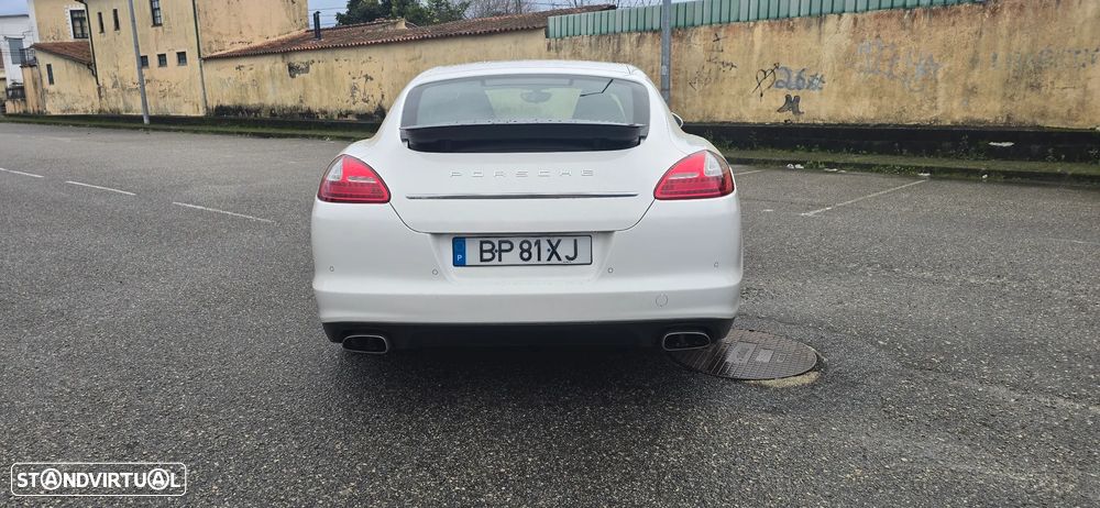 Porsche Panamera Standard - 3