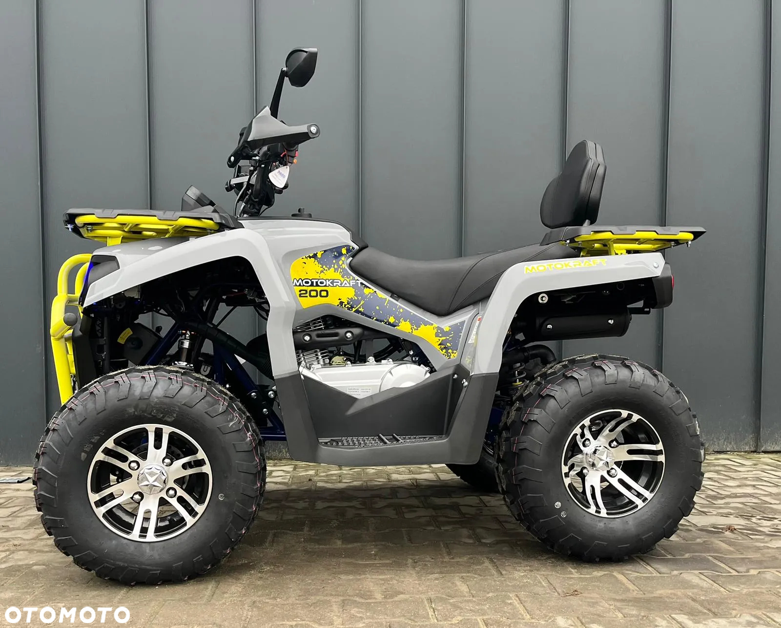 Berreta Hummer 200