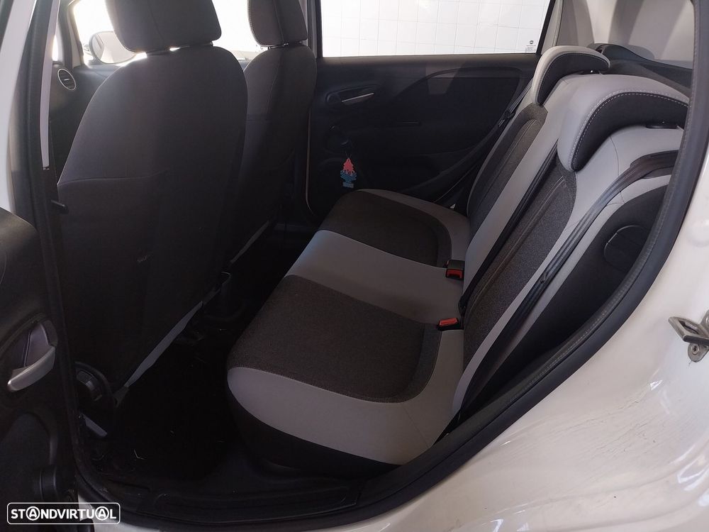Fiat Punto 1.2 Lounge Start&Stop - 8