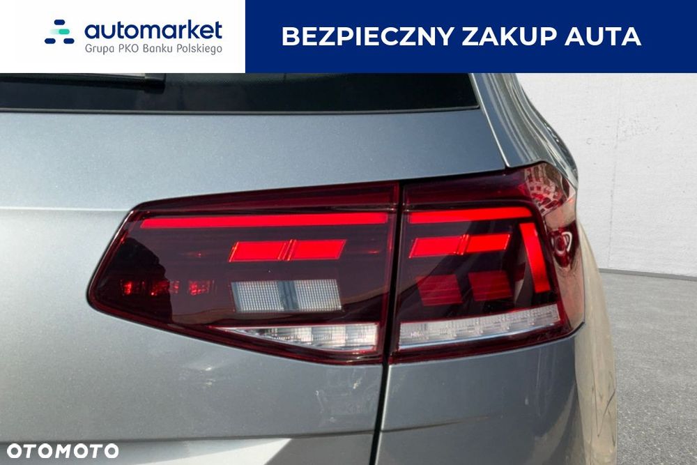 Volkswagen Passat - 13