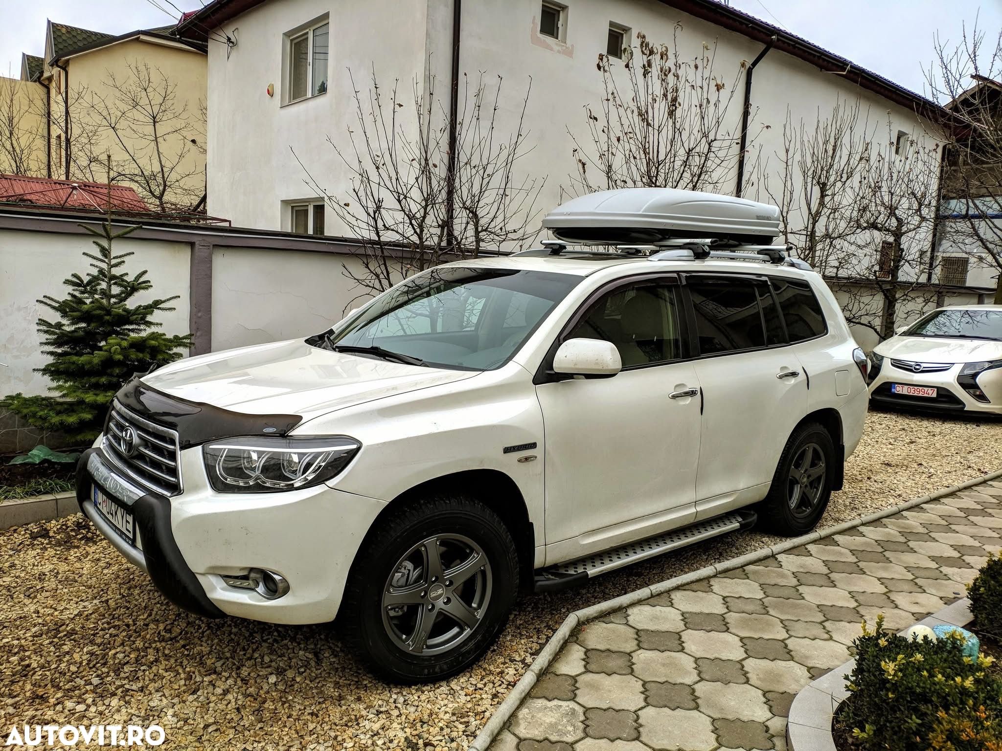Toyota Highlander - 1
