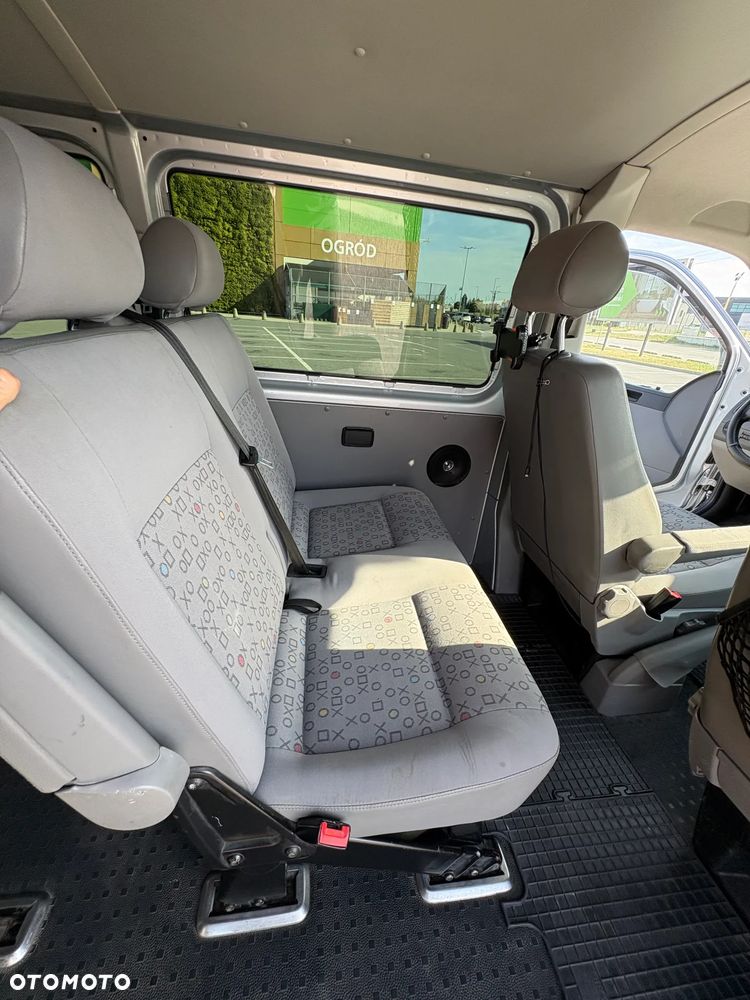 Volkswagen Caravelle L1 - 18