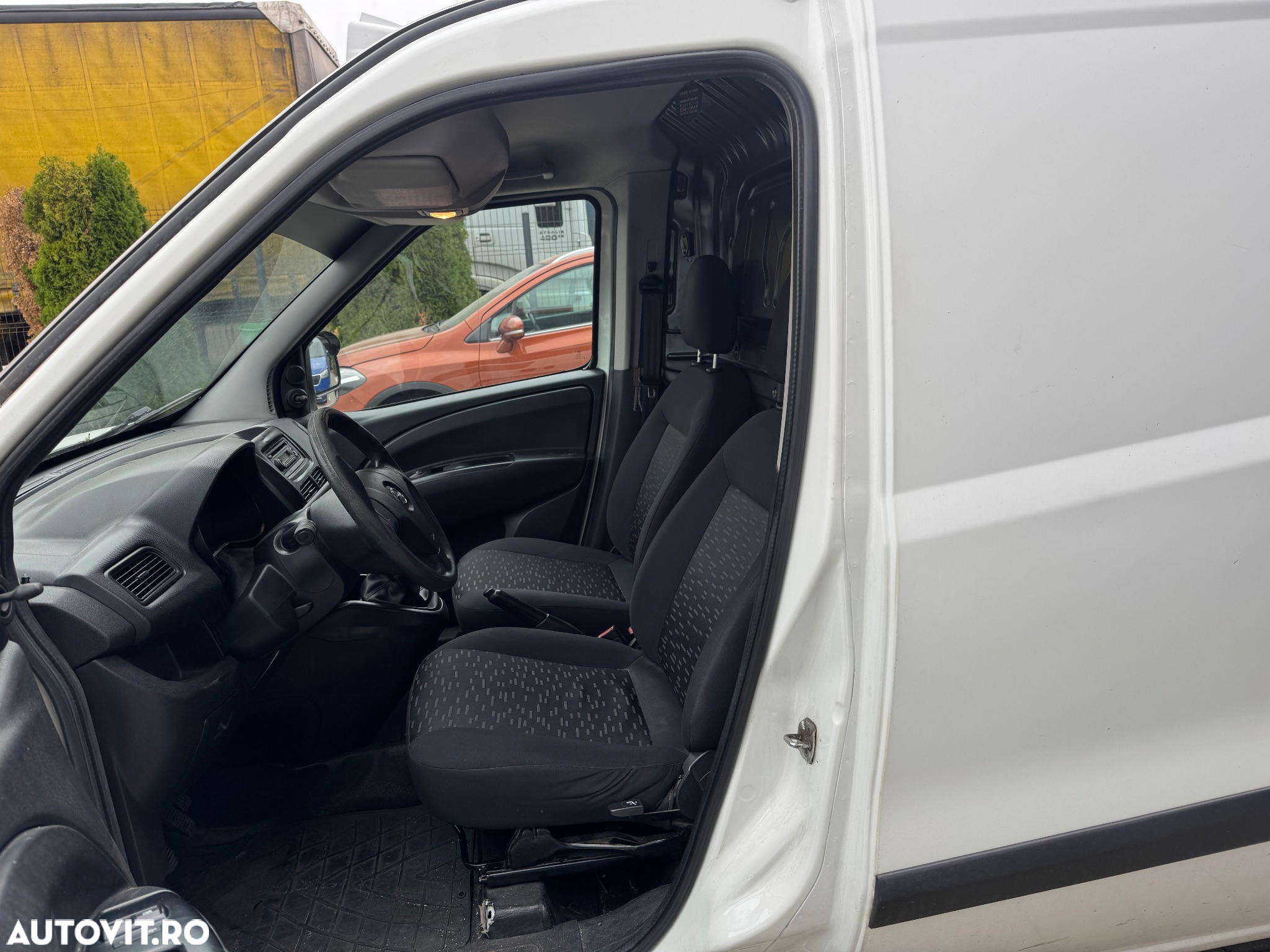 Opel Combo - 9
