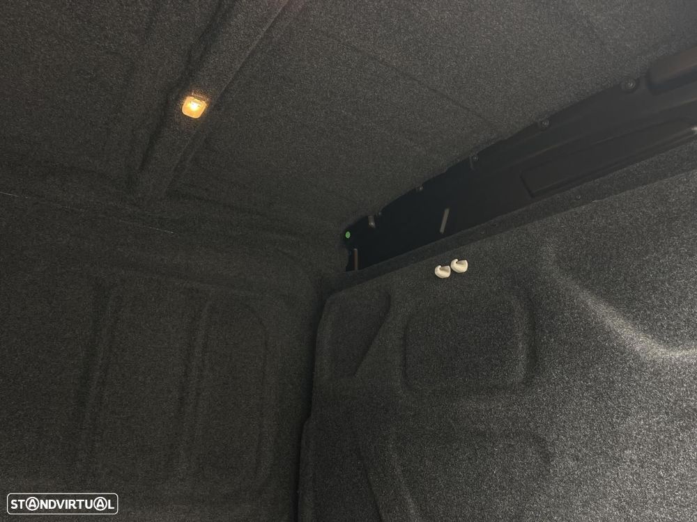 Ford Transit 330 L3 2.0 TDCi H2 Trend 330 L3 2.0 TDCi H2 Trend - 19