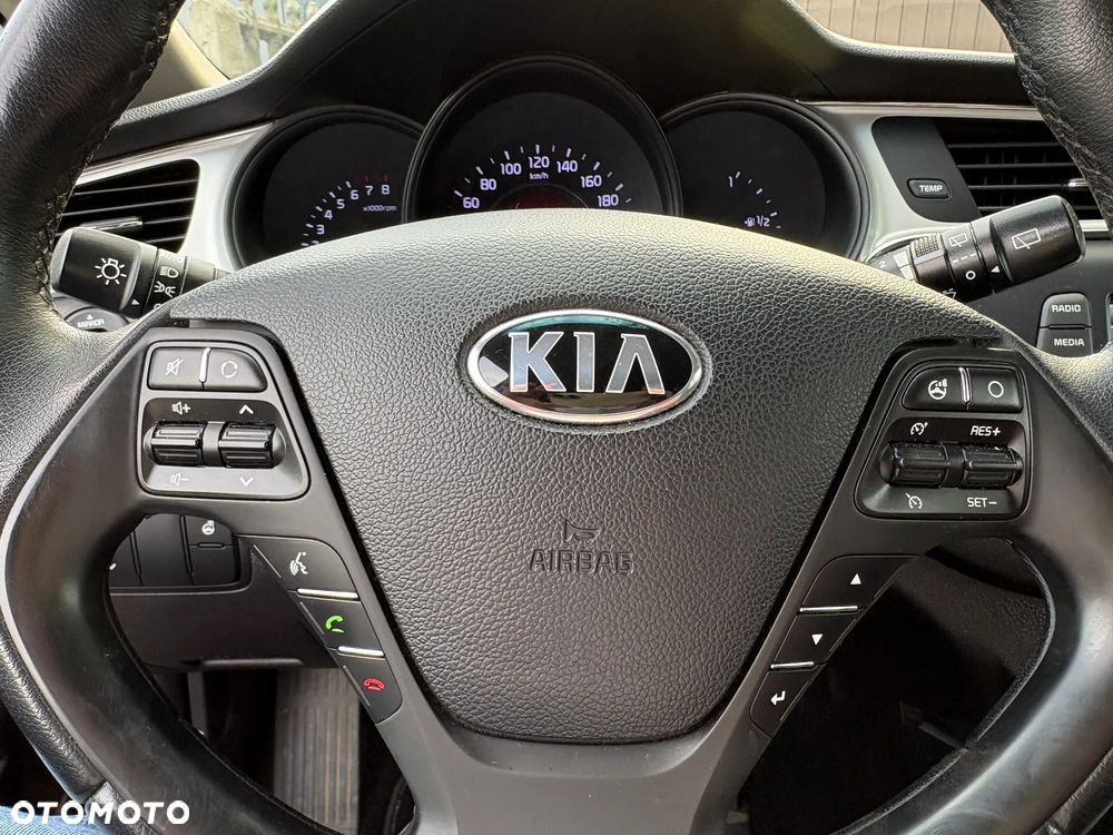 Kia Ceed - 15
