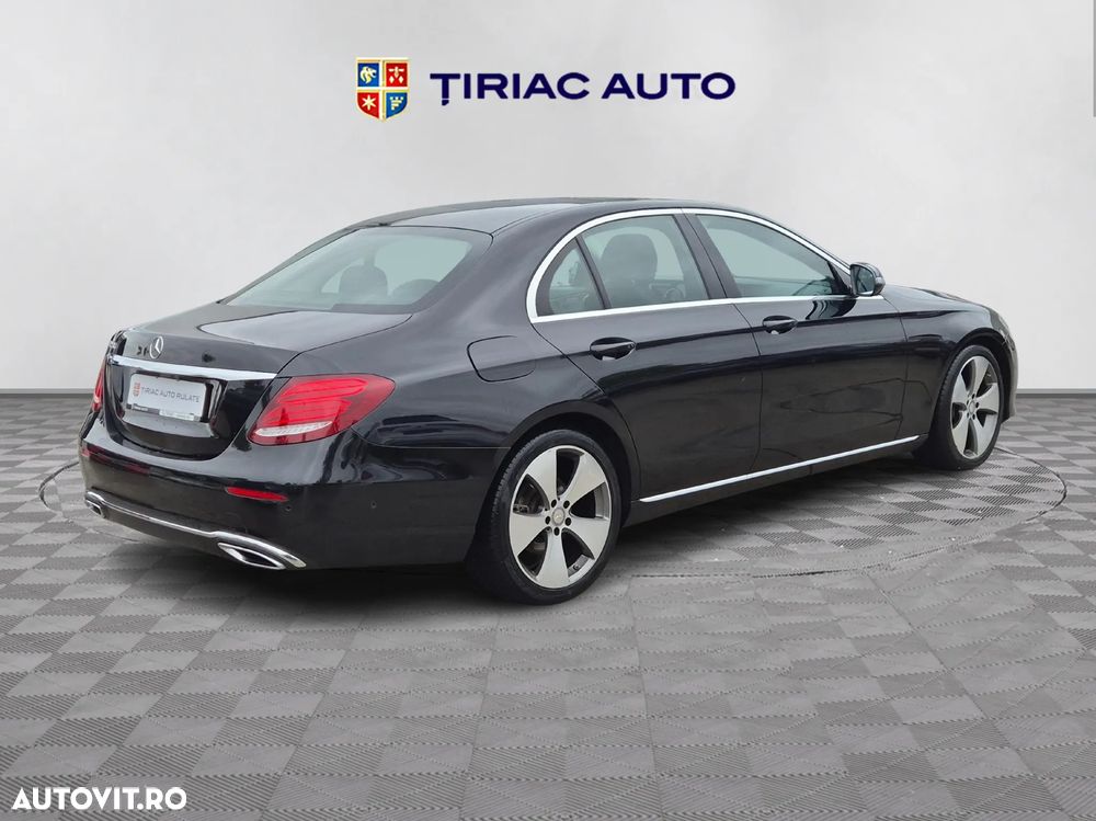 Mercedes-Benz E 220 d 4Matic 9G-TRONIC Avantgarde - 5
