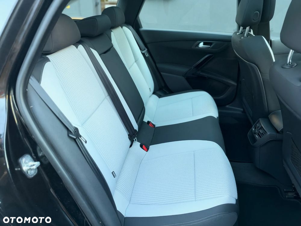 Peugeot 508 1.6 e-THP Allure S&S - 24