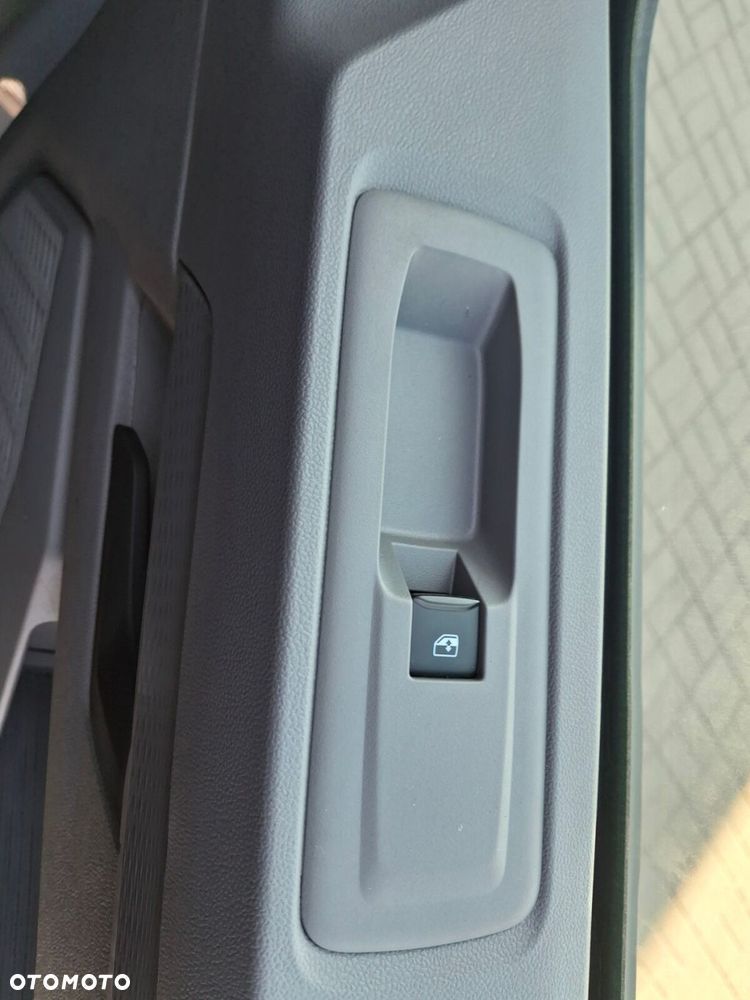 Volkswagen Transporter Furgon Plus - 23