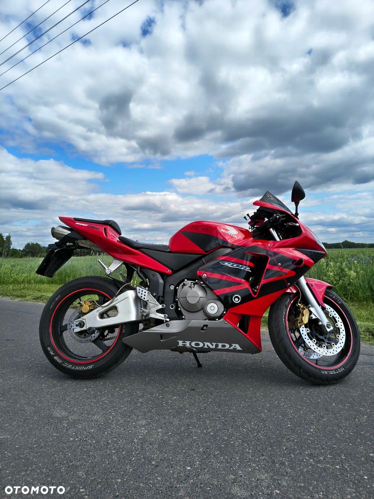 Honda CBR - 12