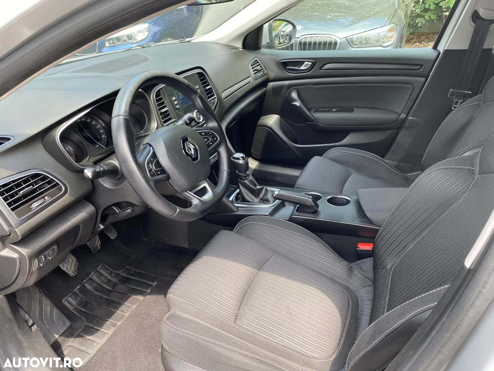 Renault Megane 1.5 dCi Dynamique - 6