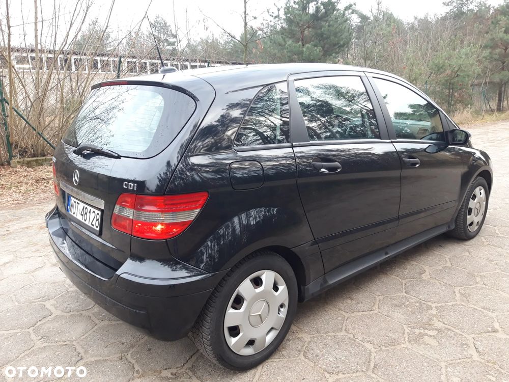 Mercedes-Benz Klasa B 180 CDI Autotronic - 3