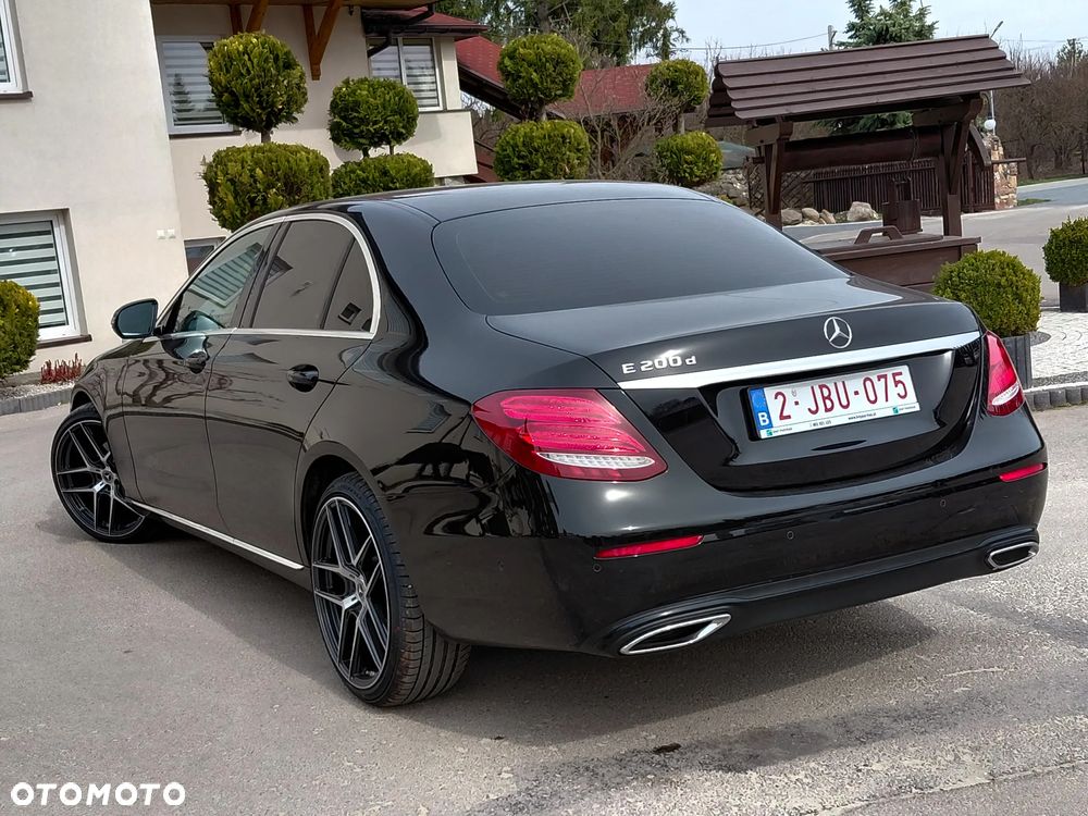 Mercedes-Benz Klasa E 200 d 9G-TRONIC Avantgarde - 19