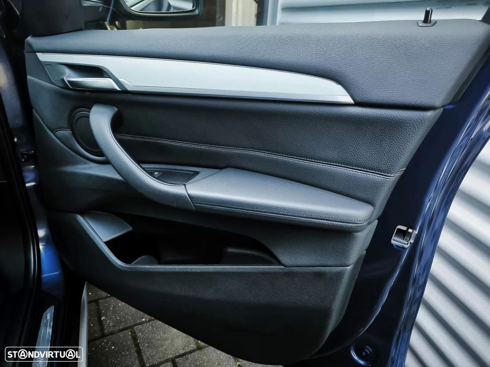 BMW X1 16 d sDrive xLine - 53