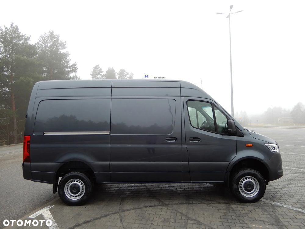 Mercedes-Benz Sprinter 319 CDI V6 3.0 CDI 190 KM Automat 7G-Tronic 4X4 Chłodnia -30*C Agregat Chłodniczy Rozstaw Osi 3665 mm Ładowność 1067 Kg WZMACNIANY Przebieg 10 Tys Km Jedyny Taki UNIKAT Stan NOWY Jak Z Fabryki POLECAM - 3