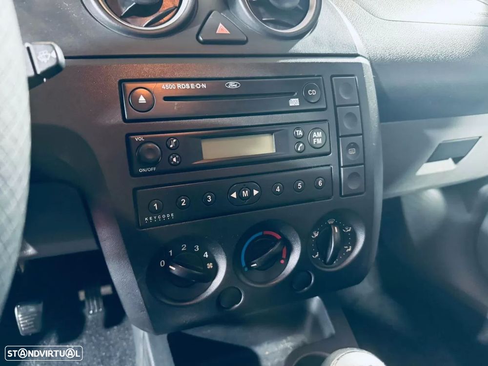 Ford fiesta - 21