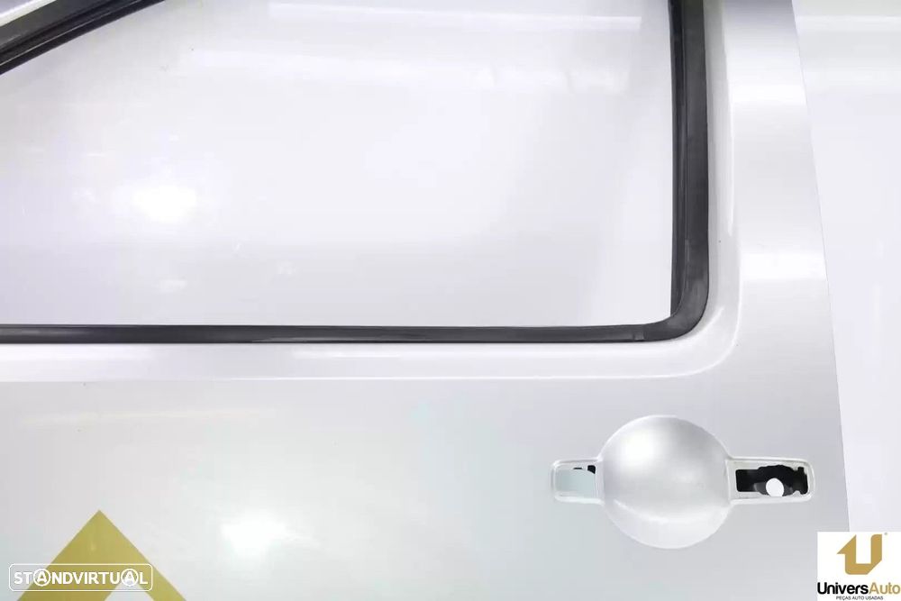 PORTA FRONTAL ESQUERDA NISSAN NP300 NAVARA 2006 -GRIS PLATA - 3