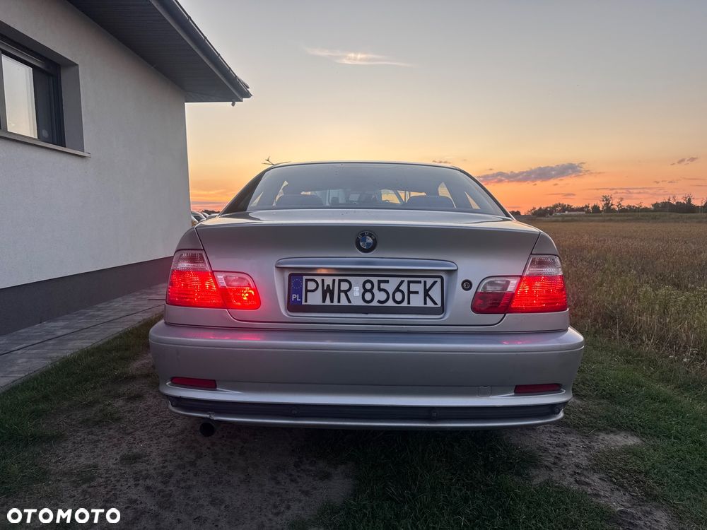BMW Seria 3 318Ci - 8