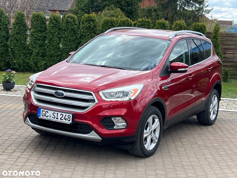 Ford Kuga 2.0 TDCi 2x4 Titanium - 4