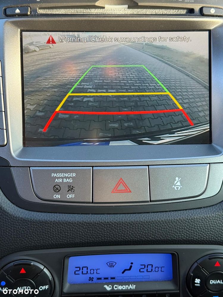 Hyundai ix35 1.7 CRDi 2WD blue Finale Gold - 33