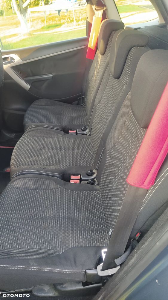 Citroën C4 Picasso - 15