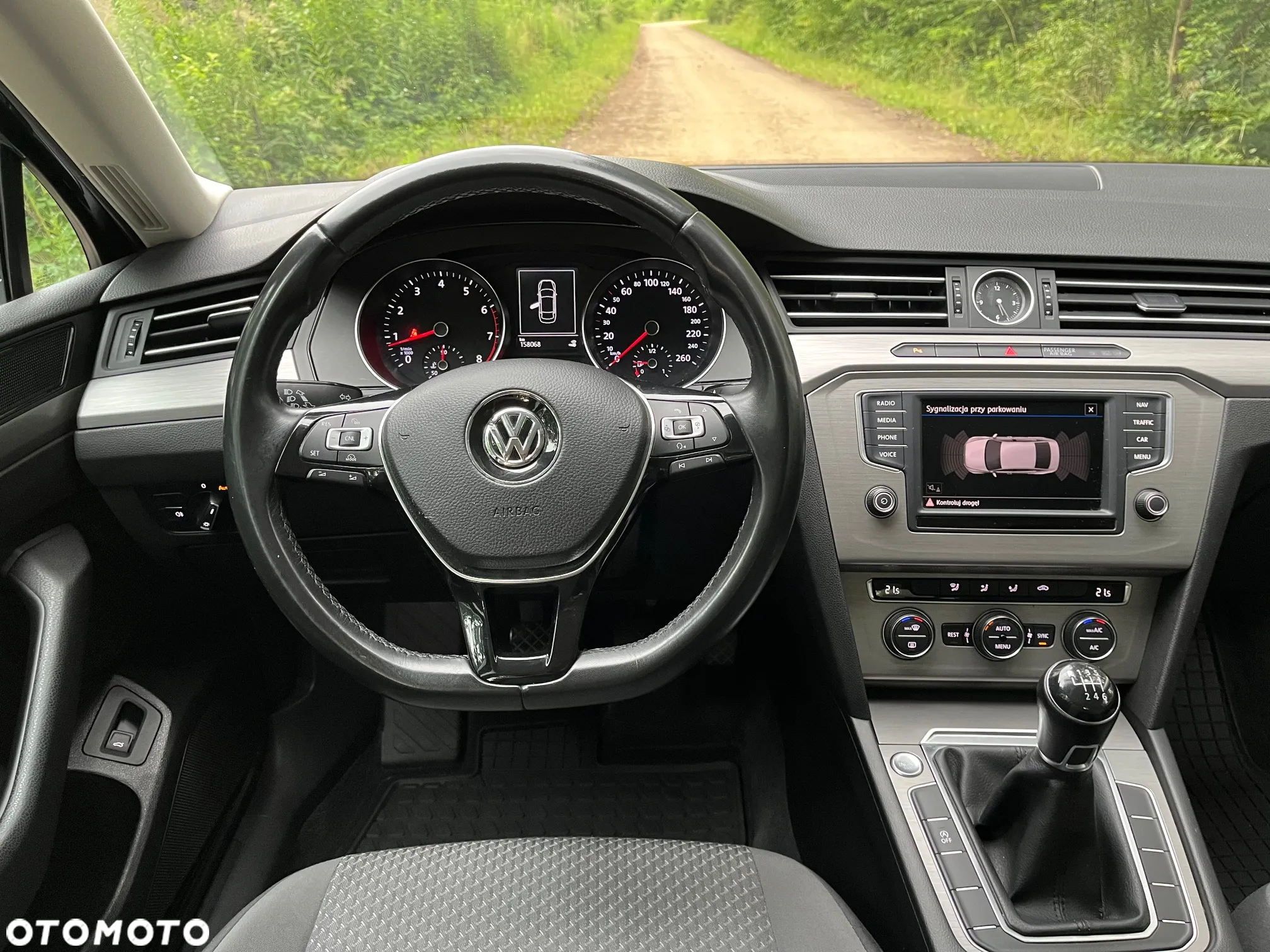 Volkswagen Passat 1.4 TSI BMT Trendline - 21