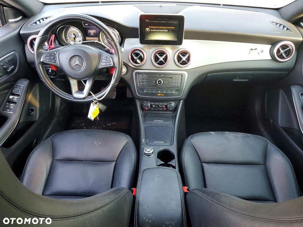 Mercedes-Benz CLA 250 4Matic 7G-DCT - 8