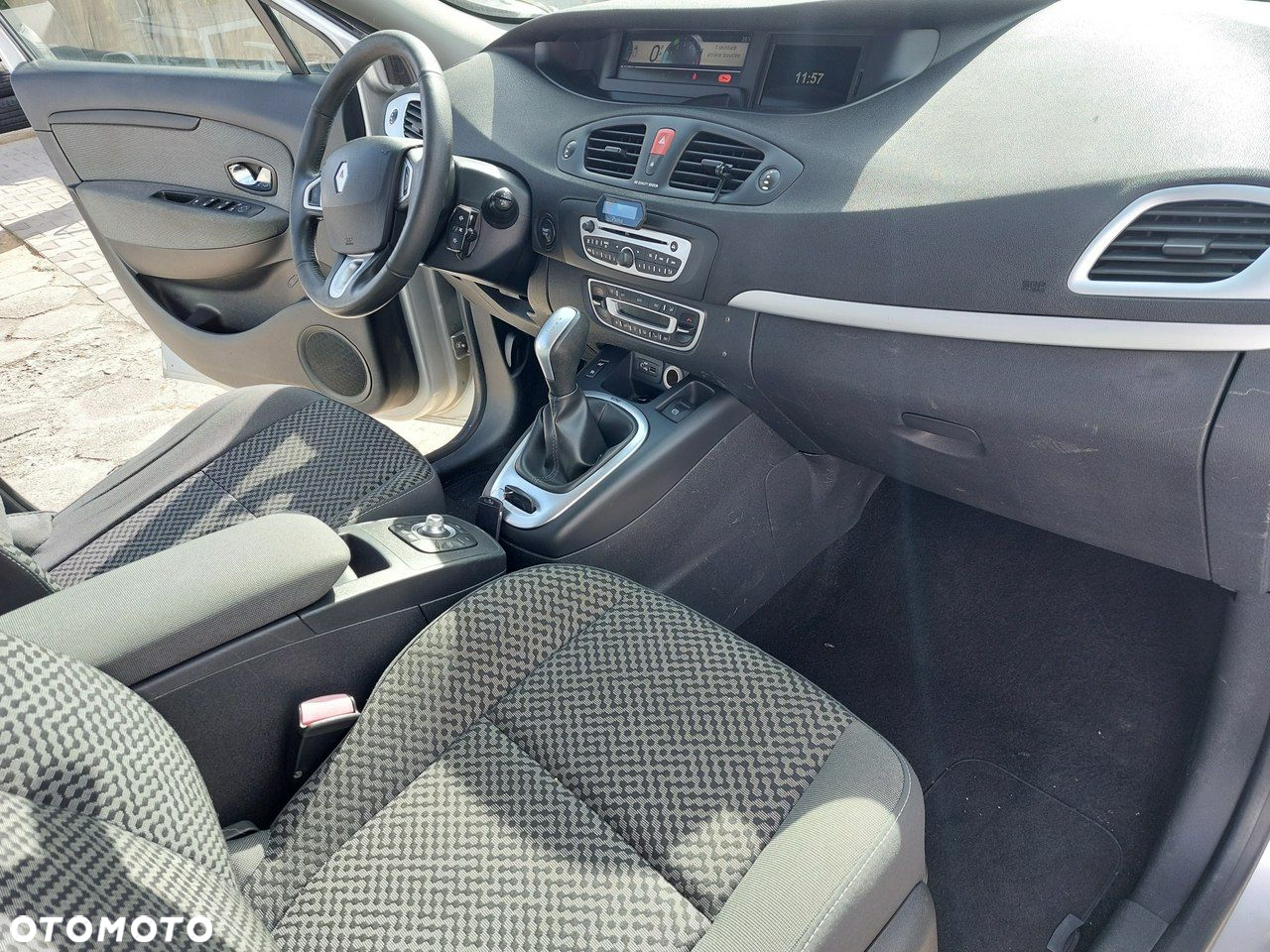 Renault Scenic - 9