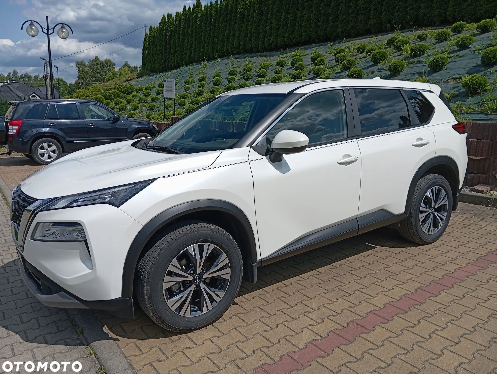 Nissan X-Trail - 1