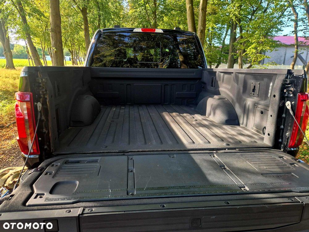 Ford F150 - 8