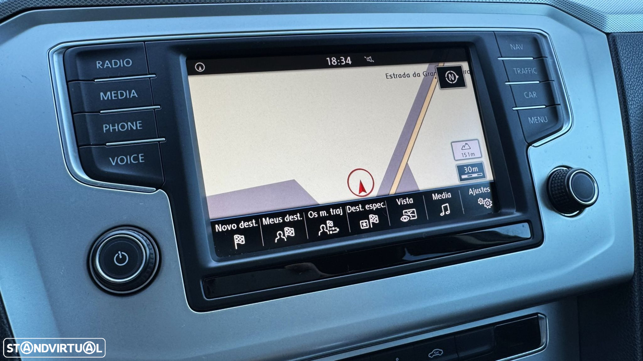 VW Passat 1.6 TDI Highline DSG - 22