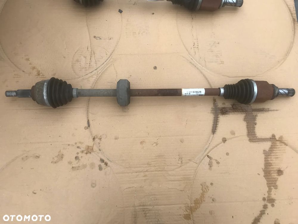 Półosie Dacia Logan Stepway 0.9 TCE 391007857R 391017832R - 2
