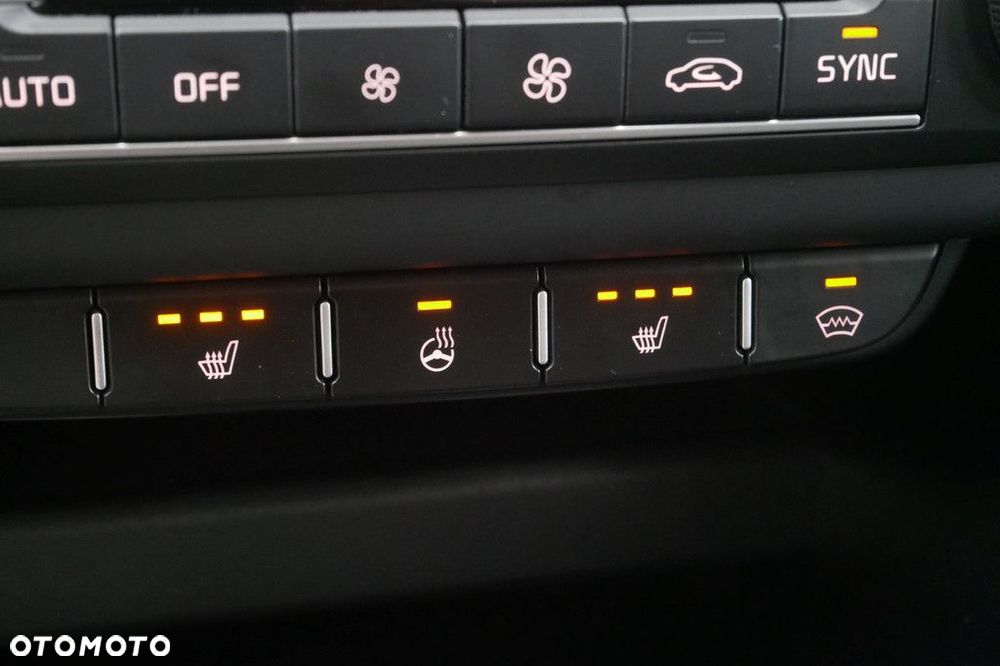 Kia Ceed 1.5 T-GDI Business Line - 21